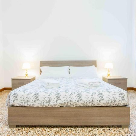 Ca Cicogna Air Conditioning And Fast Wifi, Central Location Apartment Venedig Exterior foto